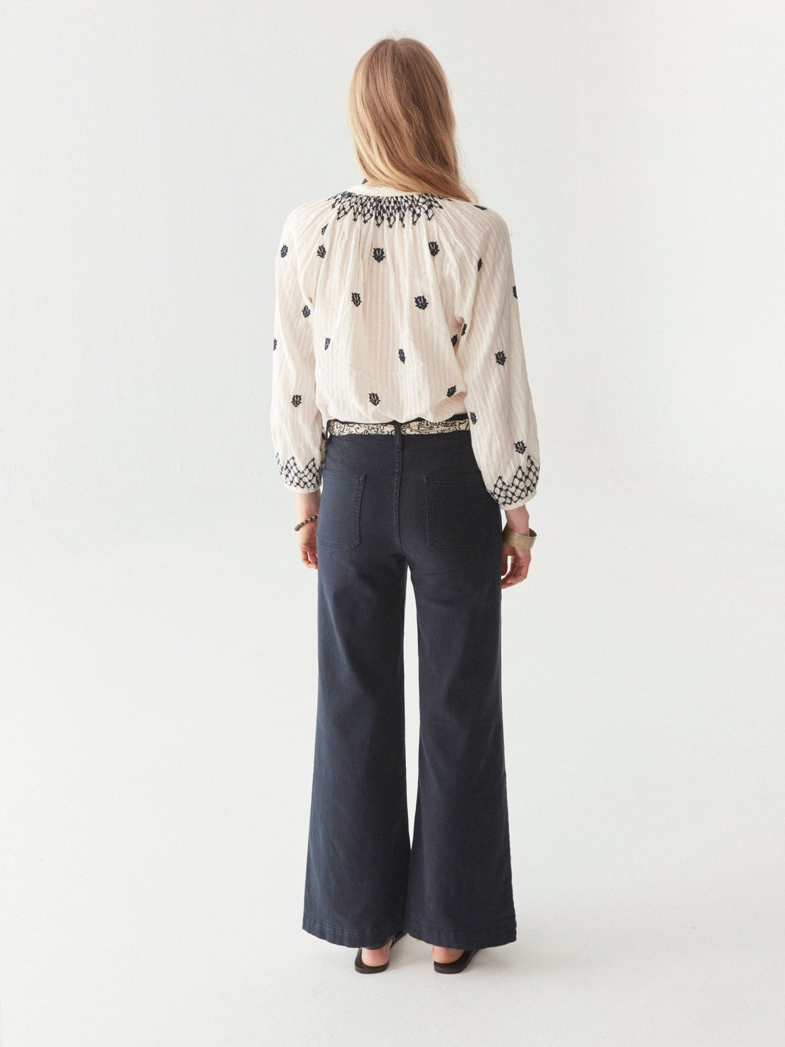 Maison Hotel Sybille Blouse blue lagoon back shot