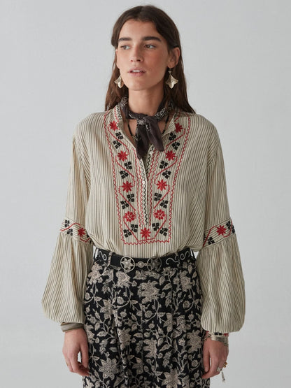 Maison Hotel Tina Blouse in stripes 1