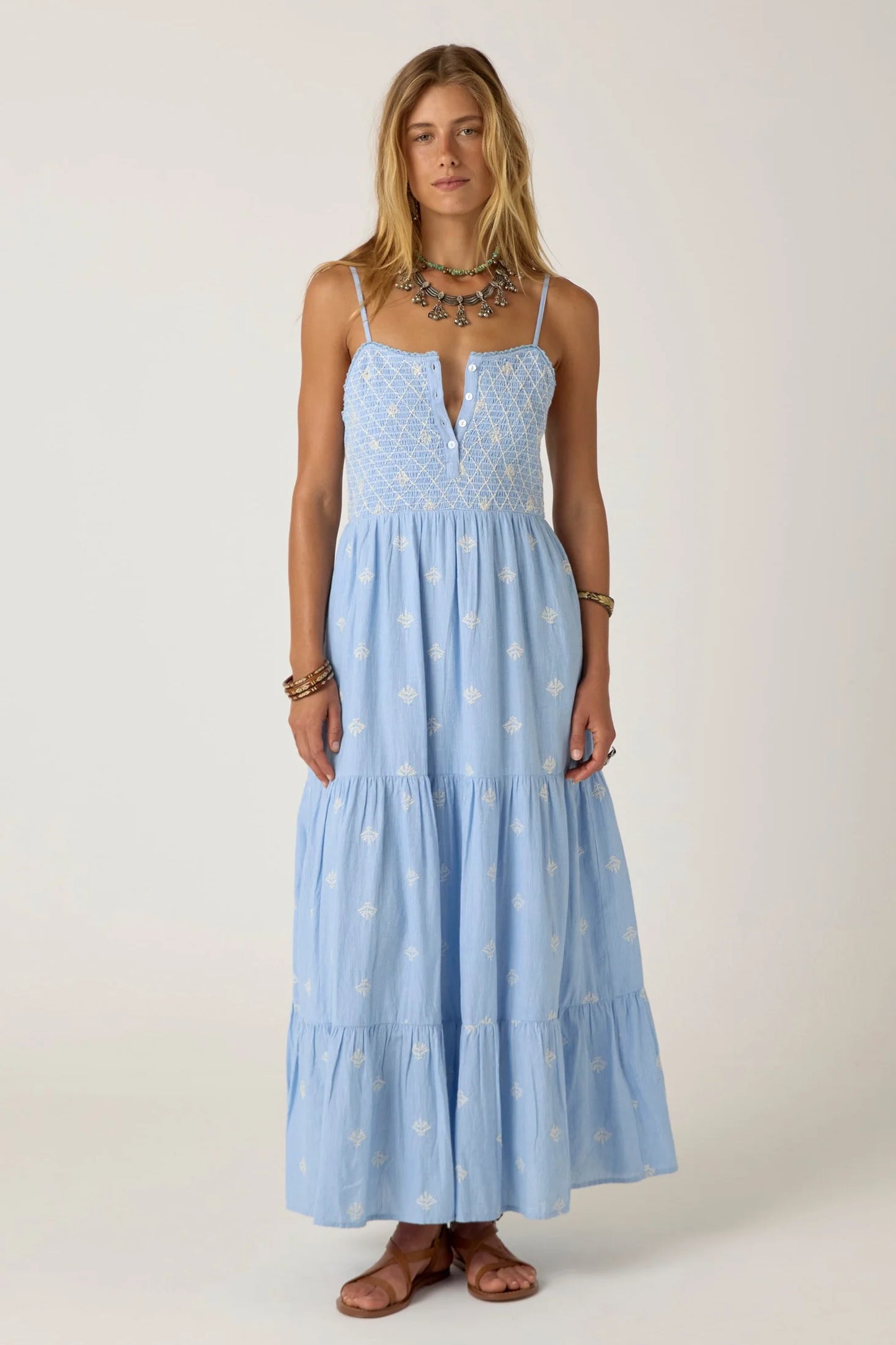 Maison Hotel Etta Dress sky blue model 2