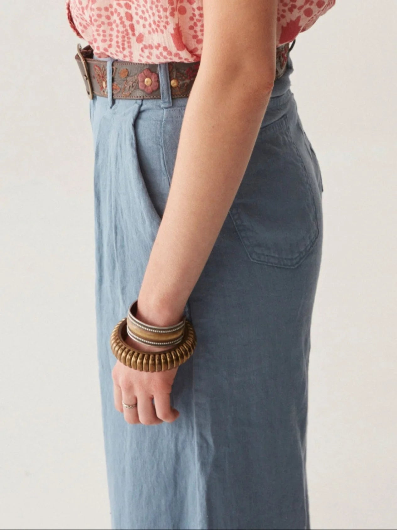 Maison Hotel Marisa Pant in Petroleo Blue close up