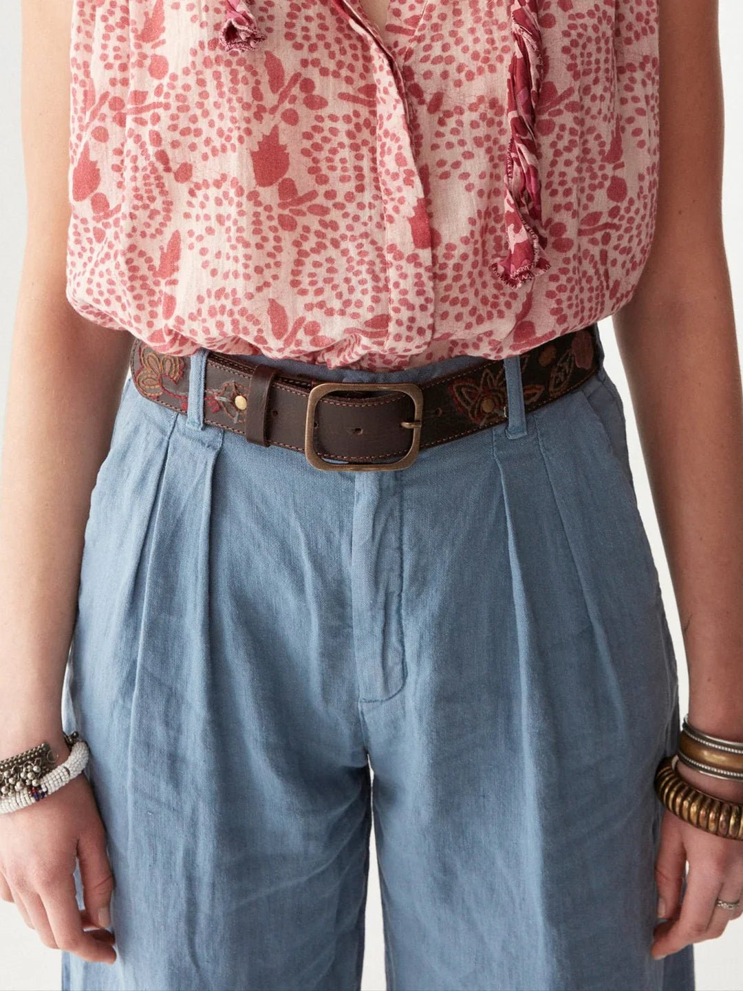 Maison Hotel Marisa Pant in Petroleo Blue close up of waist