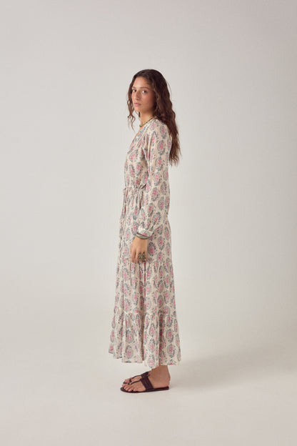 Maison Hotel Anne Dress Azalea Dusty side on