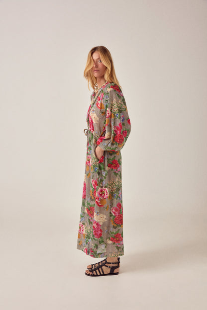 Maison Hotel Vicky Dress – Hulton Soul Noir side on