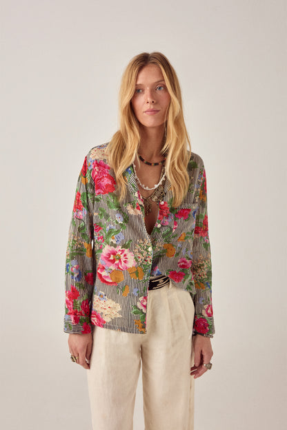 Maison Hotel Piti Shirt in Hulton Soul Noir untucked 2