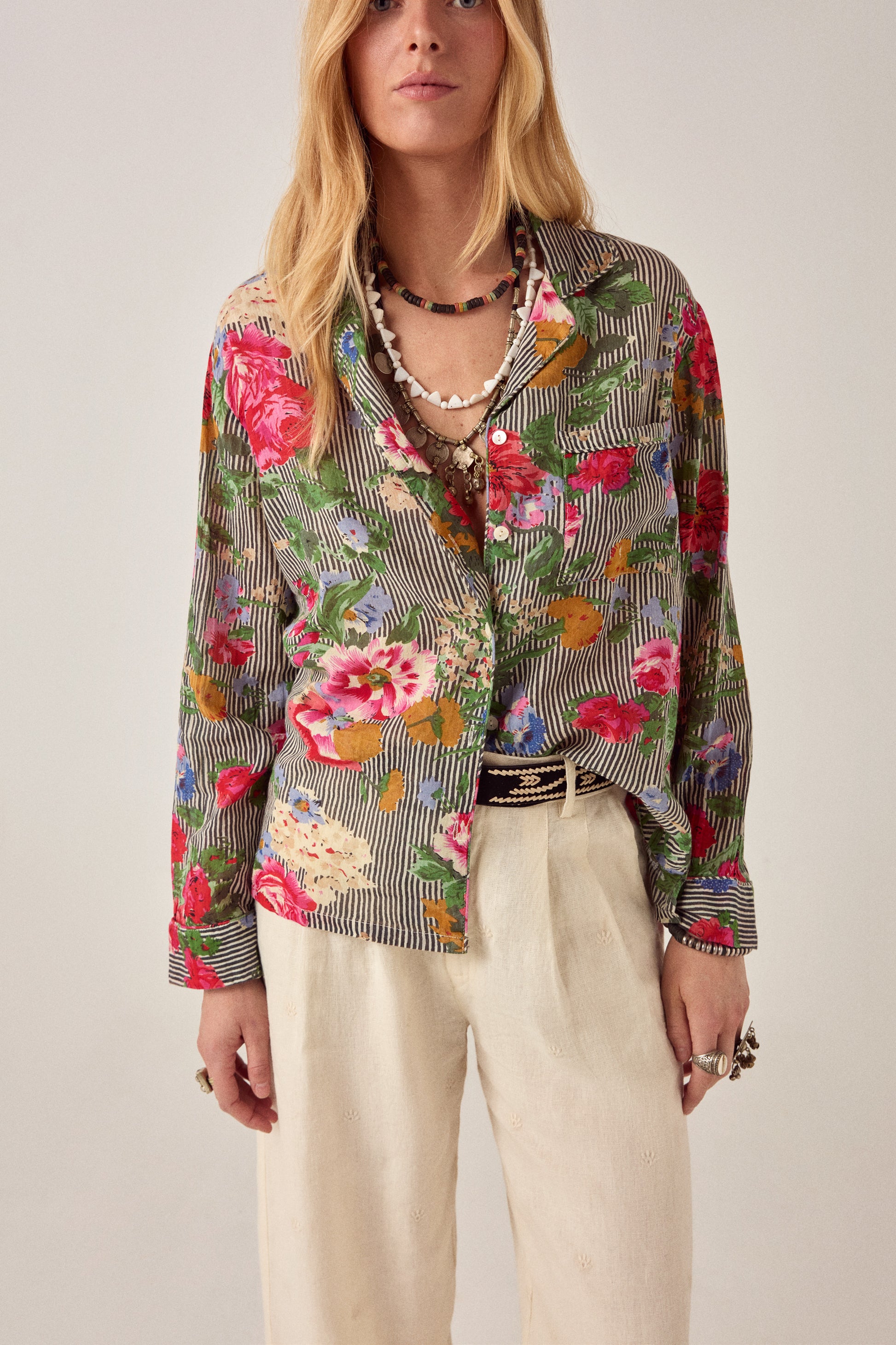 Maison Hotel Piti Shirt in Hulton Soul Noir 2