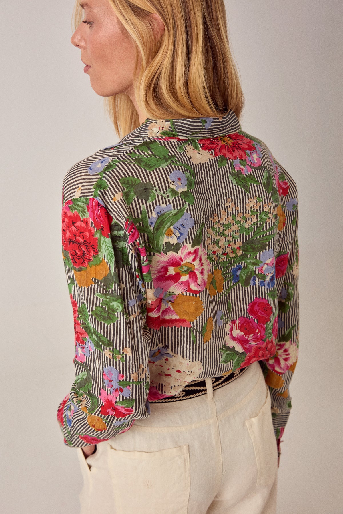 Maison Hotel Piti Shirt in Hulton Soul Noir back shot close up