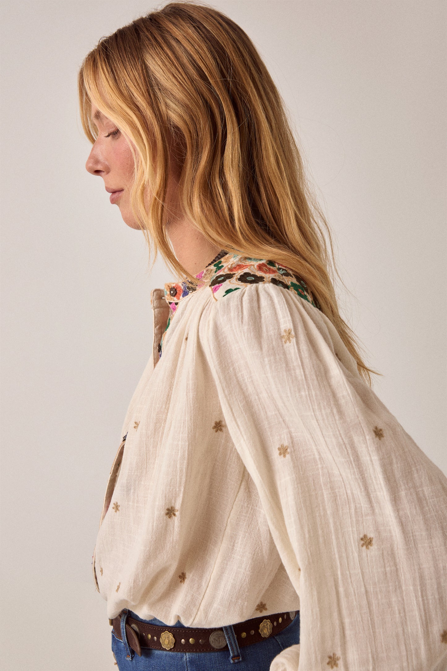 Maison Hotel Cleo Blouse image side on 2