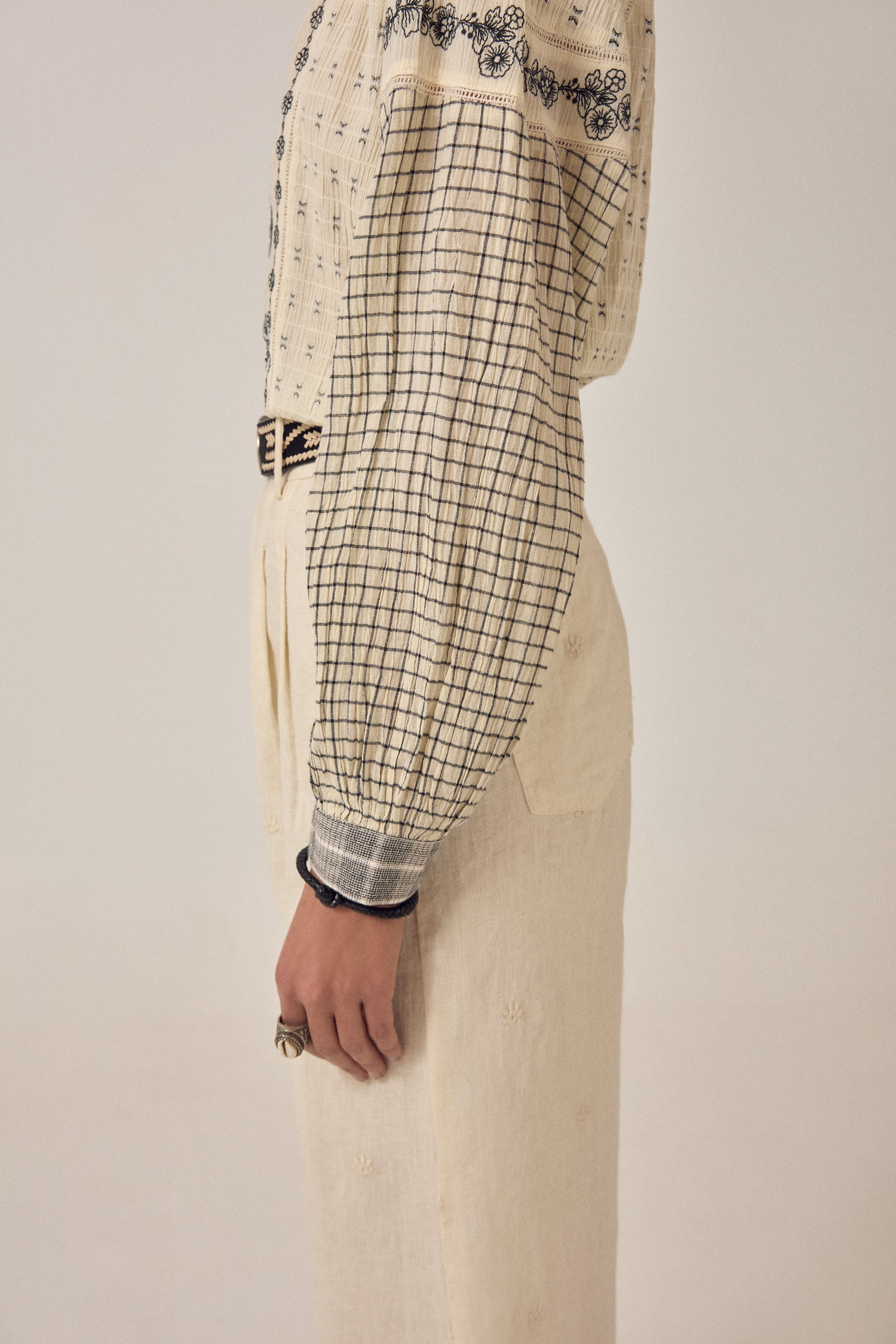 Maison Hotel Noemi Blouse patchwork notes cuff detail