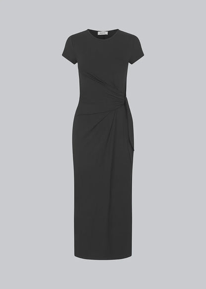 Modstrom Mark dress in black front