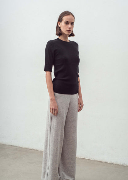 aleger cashmere blend ribbed tee in black on model