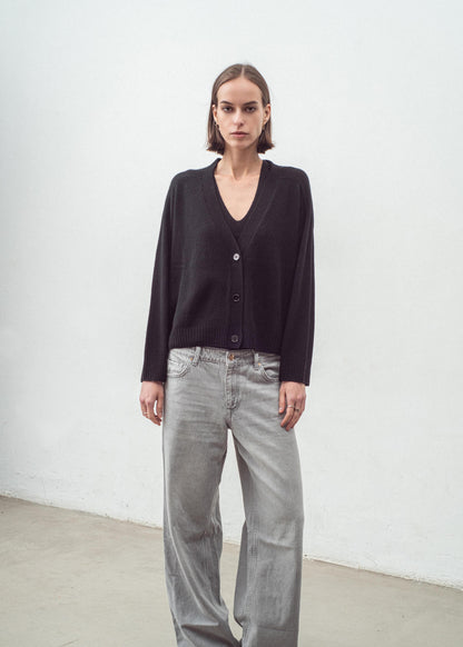 Aleger featherweight cardi in black 