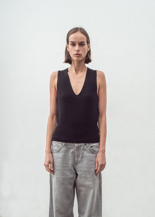 Aleger cashmere vest black