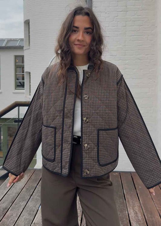 Modström Omine jacket in check on model 3