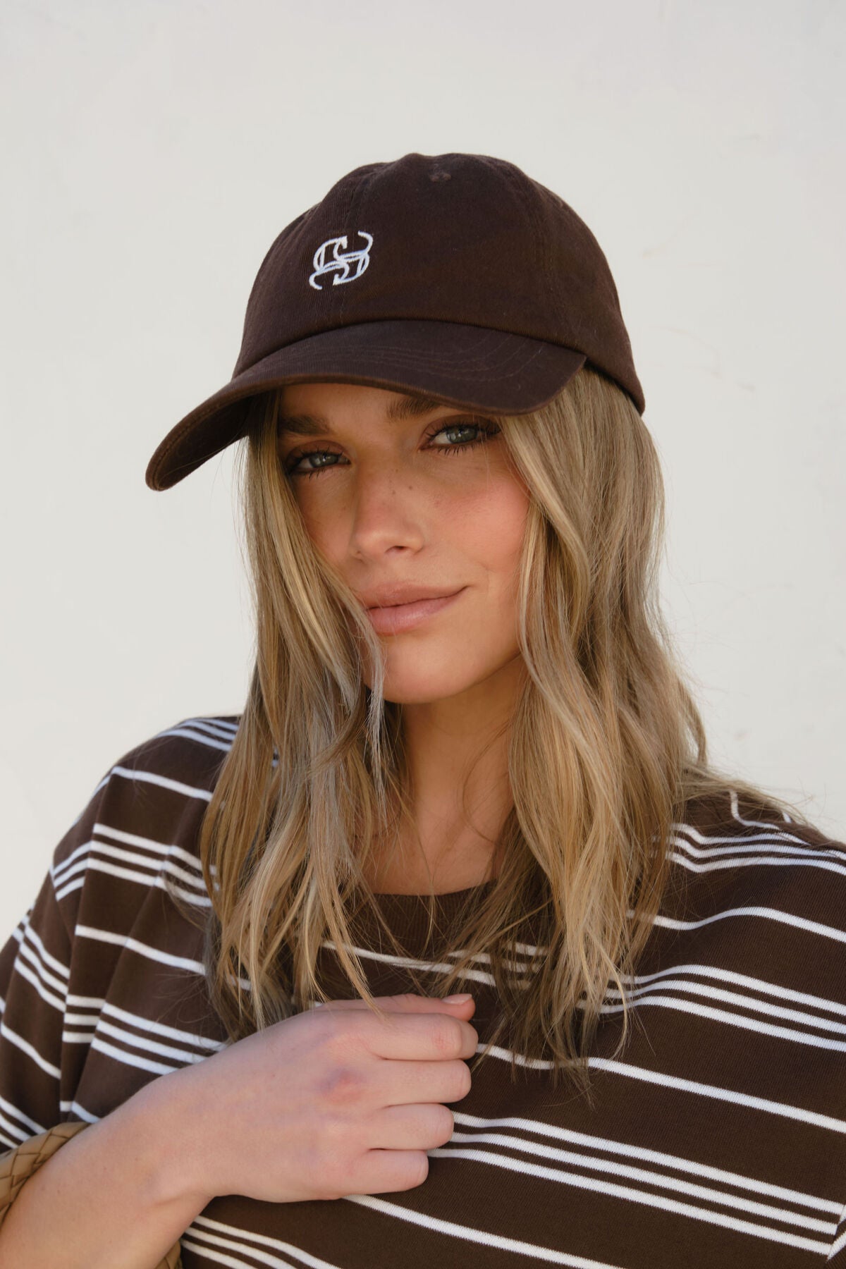 Pip Cap in winter choc 1