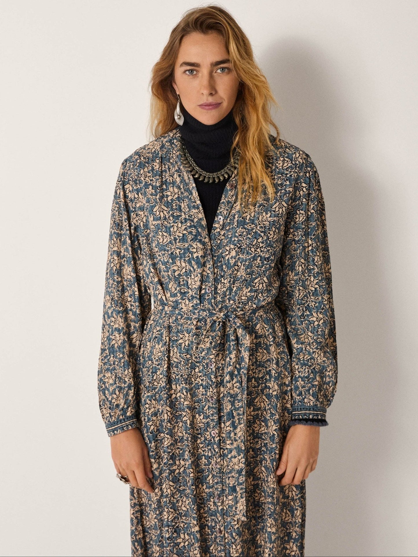 Maison Hotel Sienna Dress blue lion 2