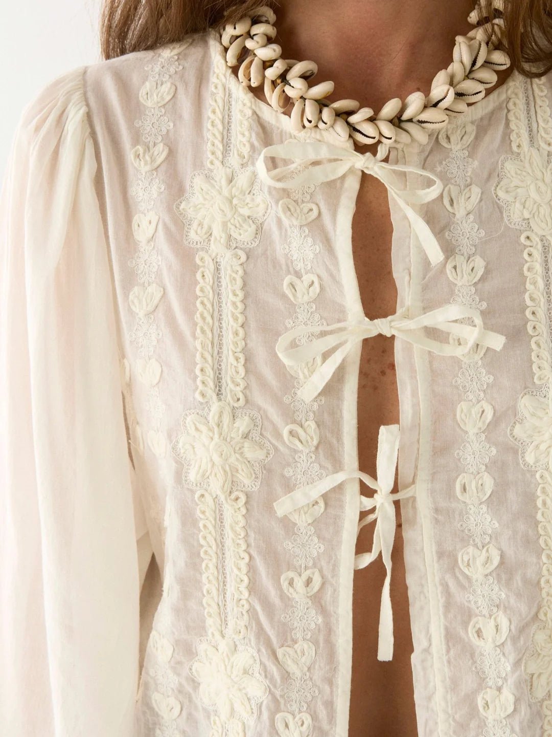 Maison Hotel Ludovica Pearl Blouse – lord Byron close up of ties