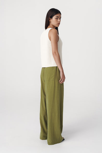 Rowie the label Tia palazzo pants in palm green side shot
